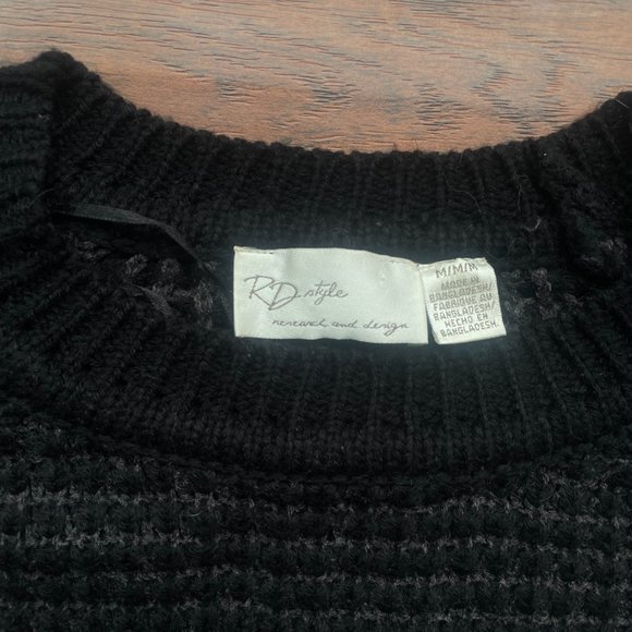 RD Style Knit Sweater - Picture 4 of 5